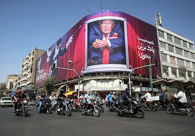 Trump wil bombardementen na midterms hervatten, ondanks Iraans vredesvoorstel