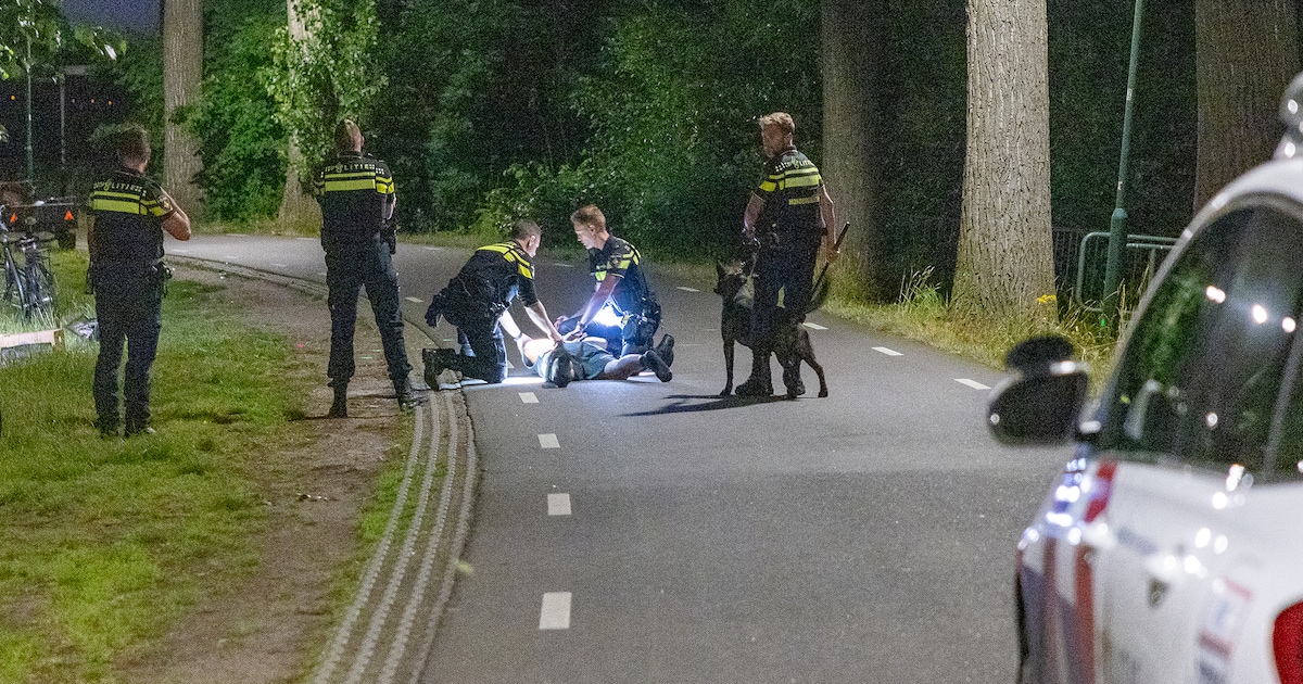 Zomerse avond om kampvuur loopt uit de hand: Jan zou man met kapmes van één meter hebben gesneden