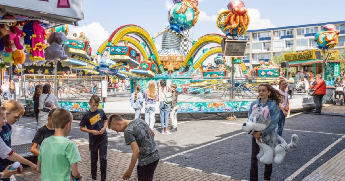 Weekmarkt op andere locatie tijdens kermis in Sliedrecht