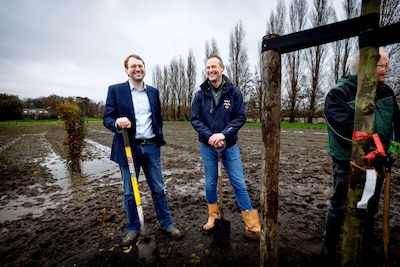 Aanleg natuurgebied Vlietweide officieel van start: ‘Hoop dat veel dieren erop afkomen’