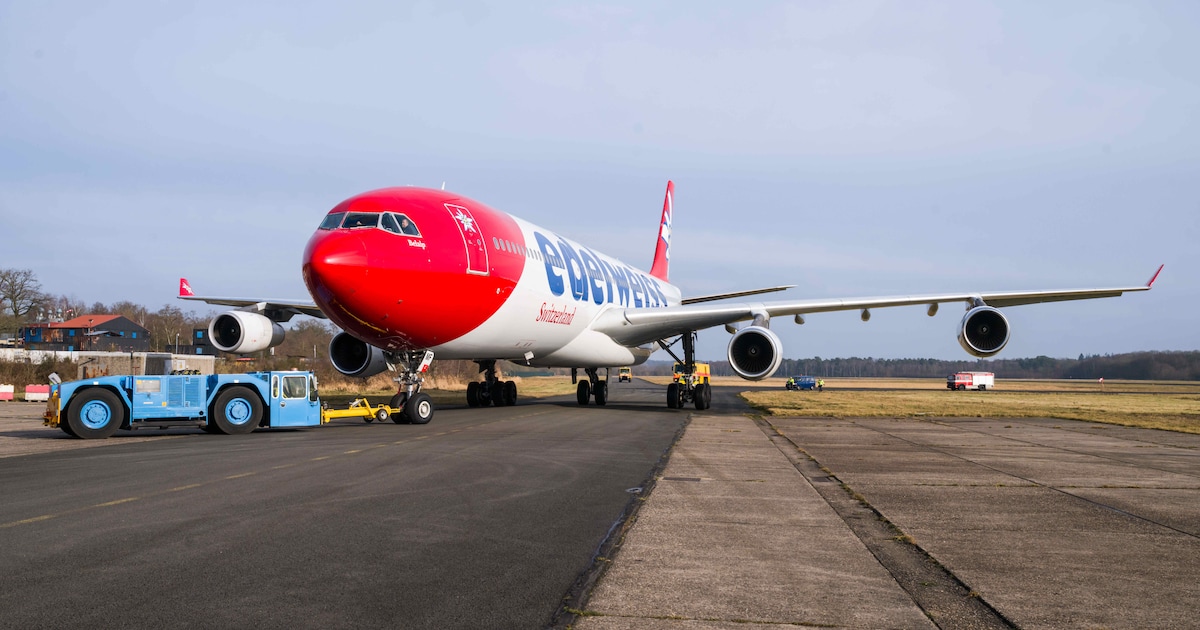Zwitserse Airbus landt na laatste vlucht op Twente Airport