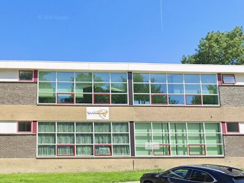 Bij Wereldwijd in Waddinxveen is een extra toegankelijk stembureau voor de Tweede Kamerverkiezingen.