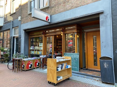 Gedeporteerde Nijmeegse zusjes in nieuw boek van Lucas Ligtenberg