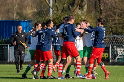 Hekkensluiter Full Speed verrast DHL in bij vlagen verhitte Delftse derby: ‘We hadden dit niet verwa