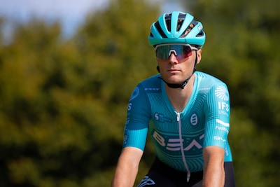 Schaatsen mislukte, nu blinkt Matthieu uit op de fiets: ‘We denken dat hij het grootste potentieel heeft’