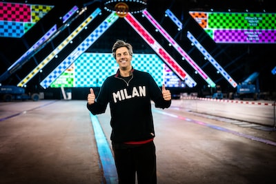 Snollebollekes stopt na 16 shows en 450.000 fans met zijn optredens in GelreDome: ‘De Toppers hebben