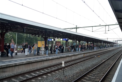 Treinverkeer vertraagd of uitgevallen door sabotage:  ‘Materialen bewust op spoor neergelegd’