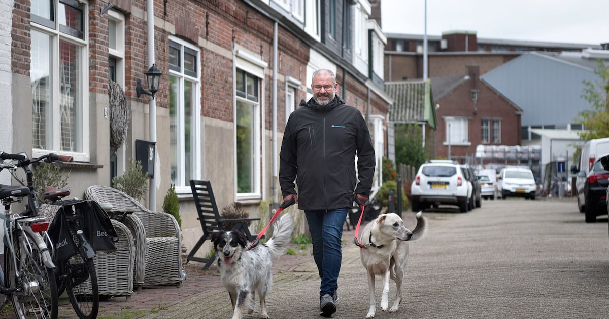 Wim uit Woerden werkt bij vuurwerkverkoper, is stagemanager én helpt honderden honden