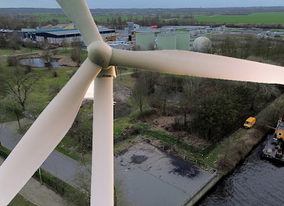 Jarenlange discussie in Amersfoort, nu harde waarschuwing van experts: windmolen naast chemiebedrijf