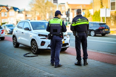 Man in rolstoel aangereden door auto in Arnhem