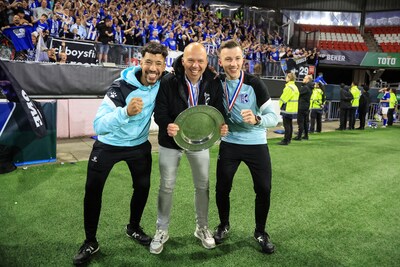 Delano a Cohen geniet na kampioenschap met Quick Boys: ‘Deze club is zo uniek, ik heb mensen zien huilen’