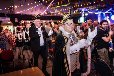 Hoe is het om Prins Carnaval te zijn? ‘Het is wel de bedoeling dat je naar de kerk gaat’