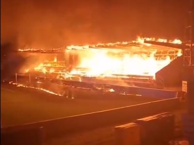 Tribune van prestigieuze Finse club gaat in vlammen op: drie tieners gearresteerd