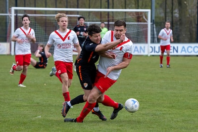SV Angeren blijft met benauwde zege in het spoor van koploper RKSV Driel • OSC sprokkelt weer een pu