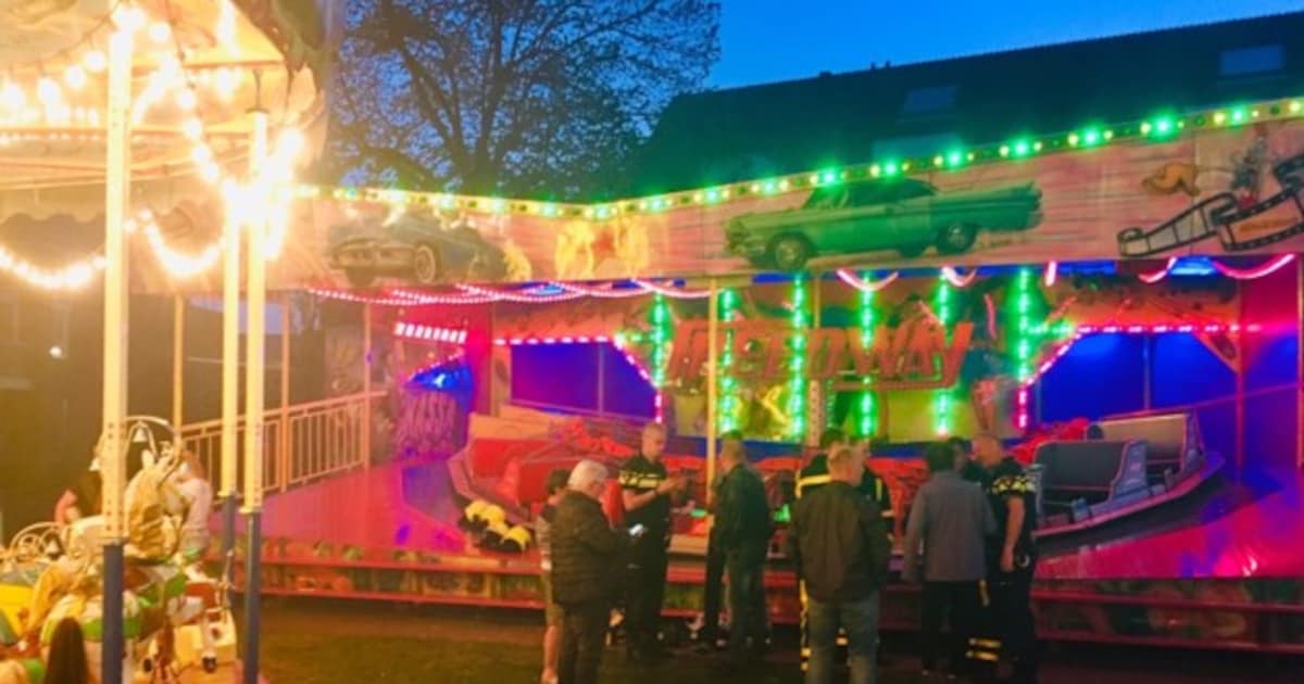 Kermisexploitant: Jongetje stond tijdens rit in de rups en verloor ...