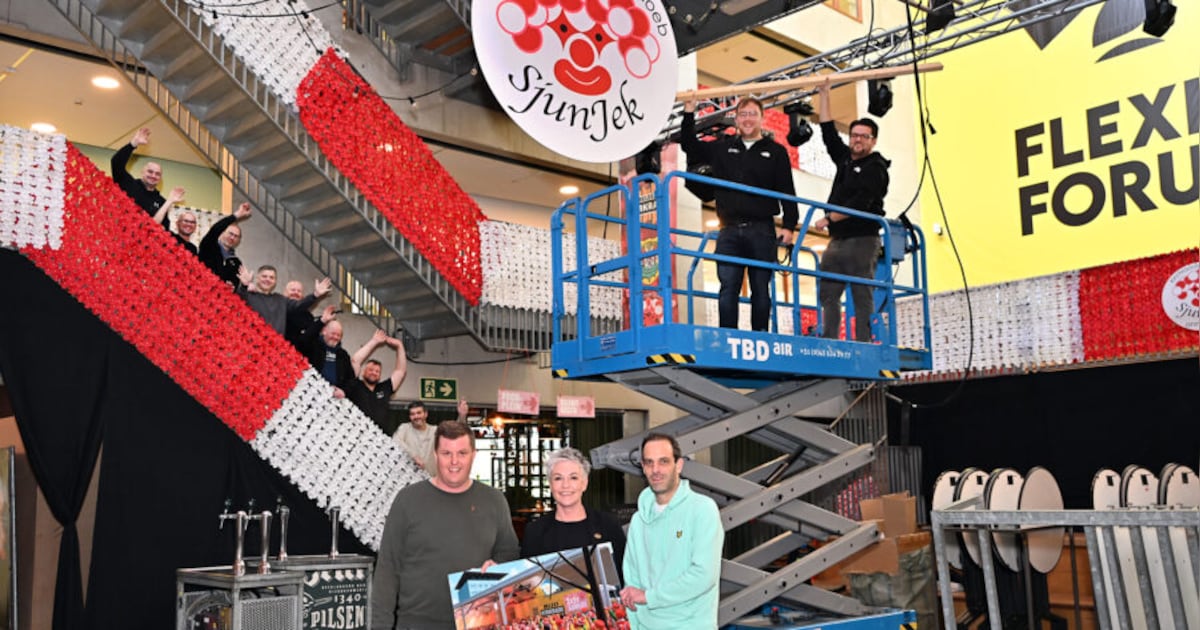 Eerste deels overdekte carnavalsoptocht in Kerkrade