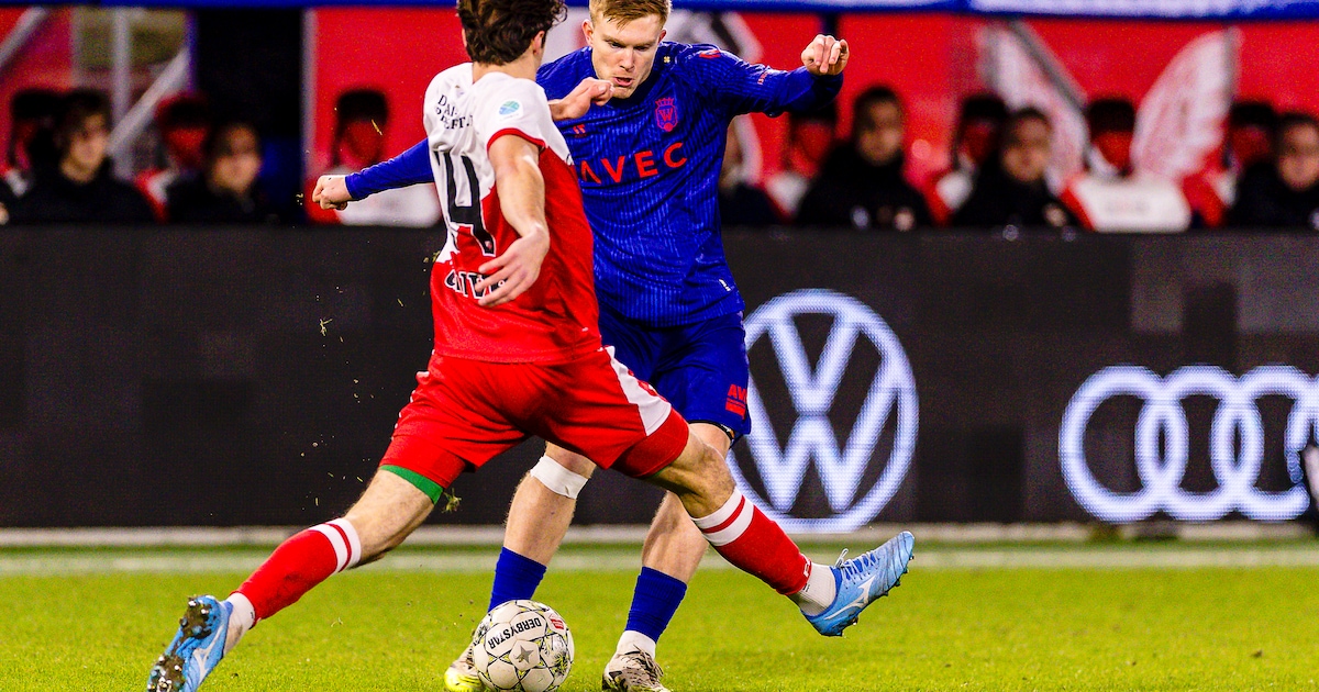 LIVE | Willem II komt goed weg tegen Jong FC Utrecht na een fout van Didillon-Hödl