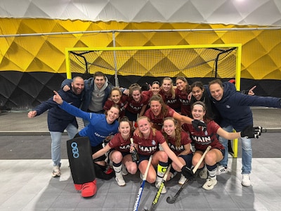 Hockeysters Klein Zwitserland grijpen titel en keren na één seizoen terug op tweede niveau: ‘Fantast