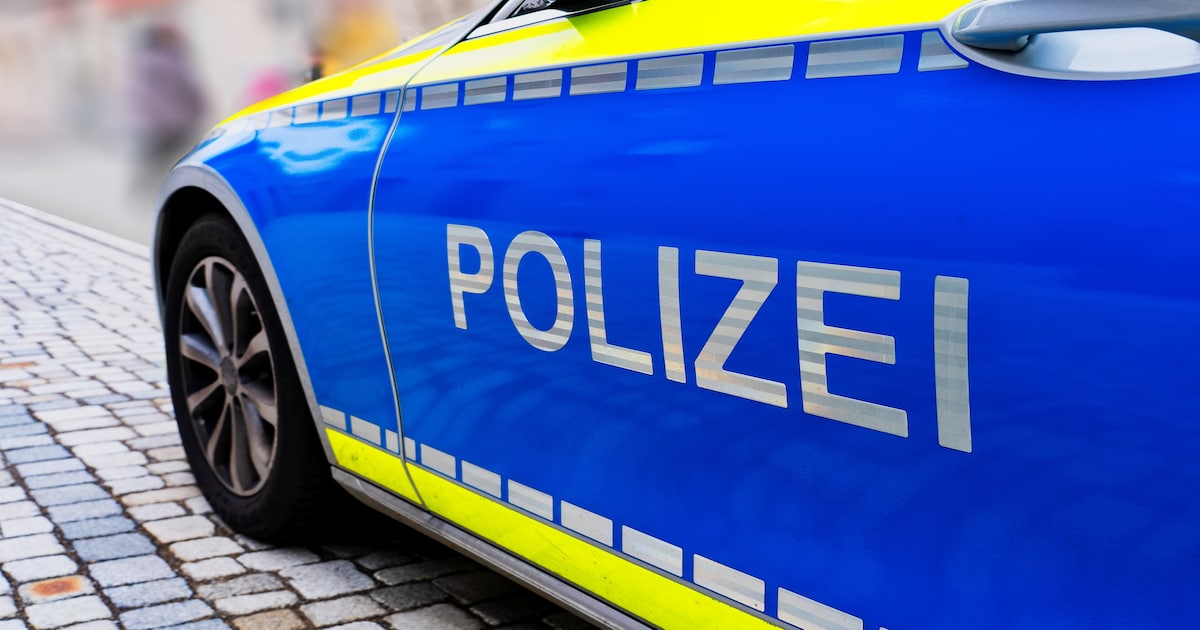 Weg van Enschede naar Duitse snelweg dicht na ongeluk
