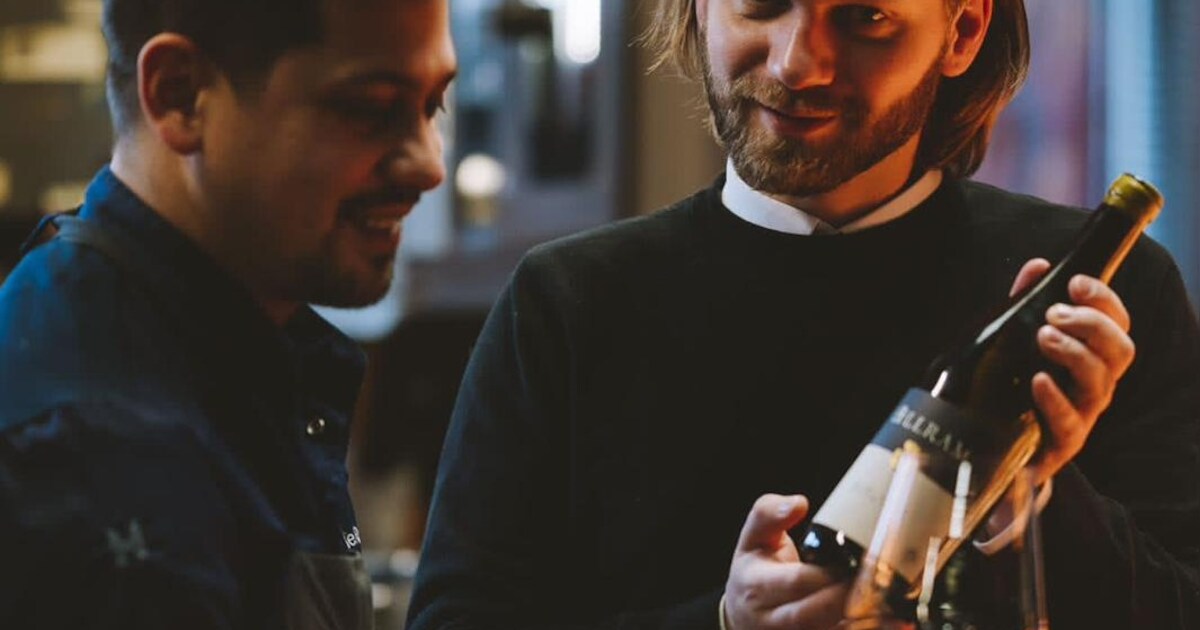 De Rozario ziet zijn wijnkenner vertrekken: ‘Niet bezig zijn met fles ...