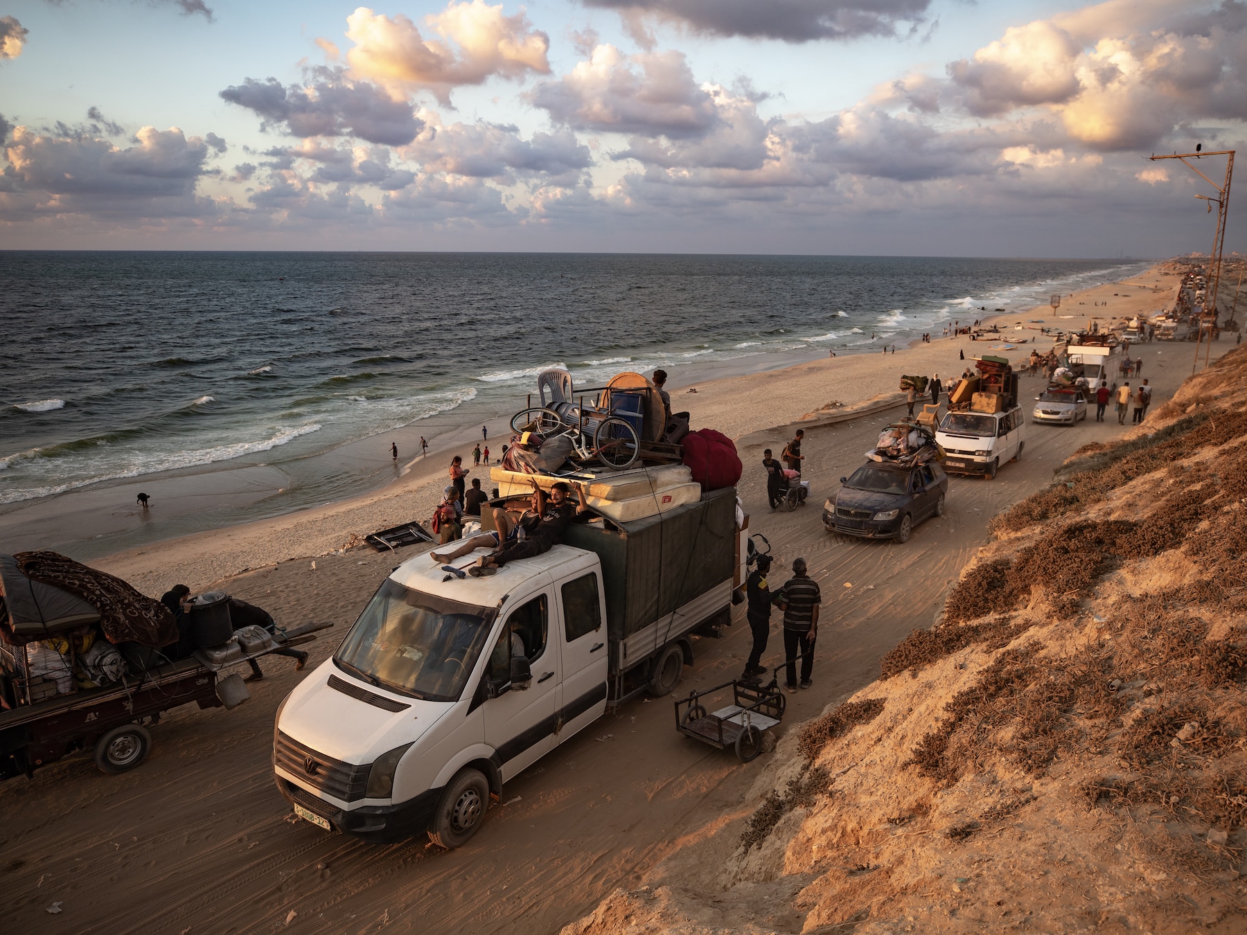 LIVE Midden-Oosten | Israël sluit kustroute, de laatste doorgang voor Palestijnen naar het noorden van Gaza