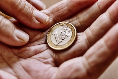 1 euro per maand veroorzaakt totale onrust binnen seniorenvereniging: ‘Sfeer van angst’
