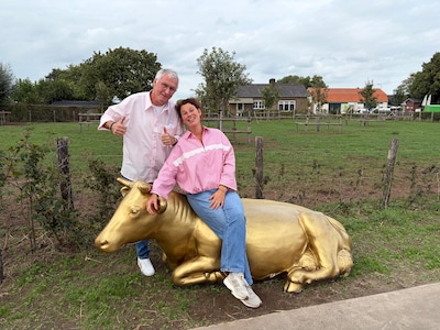 Zangduo Broer en Zus treedt op tijdens Dag van de Ouderen in Mook