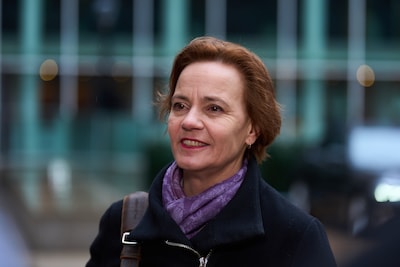 2026-02-06-10-54-17-den-haag-demissionair-staatssecretaris-jeugd-preventie-en-sport-judith-tielen-arriveert-voor-de-wekelijkse-ministerraad-op-het-ministerie-van-algemene-zaken-phil-nijhuis-anp