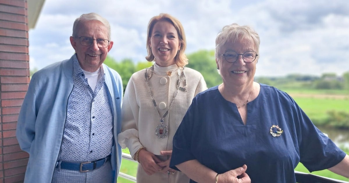 Ans en Louis trouwden in 1966 en vieren nu hun diamanten huwelijk met familie én burgemeester