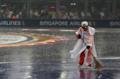 Start sprintrace in Singapore nadert na flinke regenbui, Max Verstappen start vanaf pole