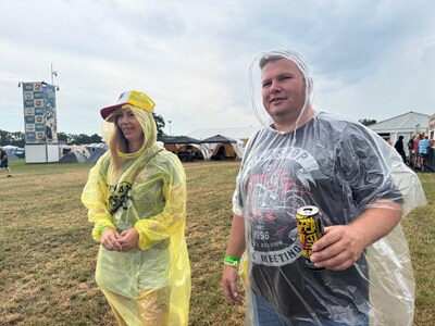 LIVE Zwarte Cross 2026 | Uur file voor festivalgangers • Regen komt met bakken uit de lucht • Dit ko