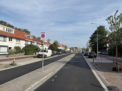 Wel of niet parkeren op de middenberm? Verbodsborden moeten eind maken aan onduidelijkheid