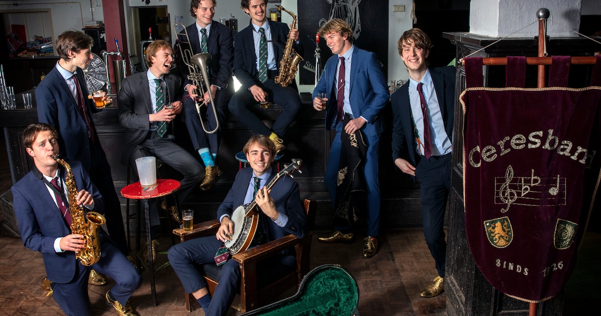 Studentenjazzband uit Wageningen speelt in Arnhem