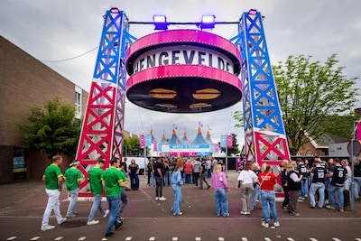 Tentfeest organiseren? ‘Mensen denken dat je alleen een tent neerzet, maar het werk gaat het hele ja