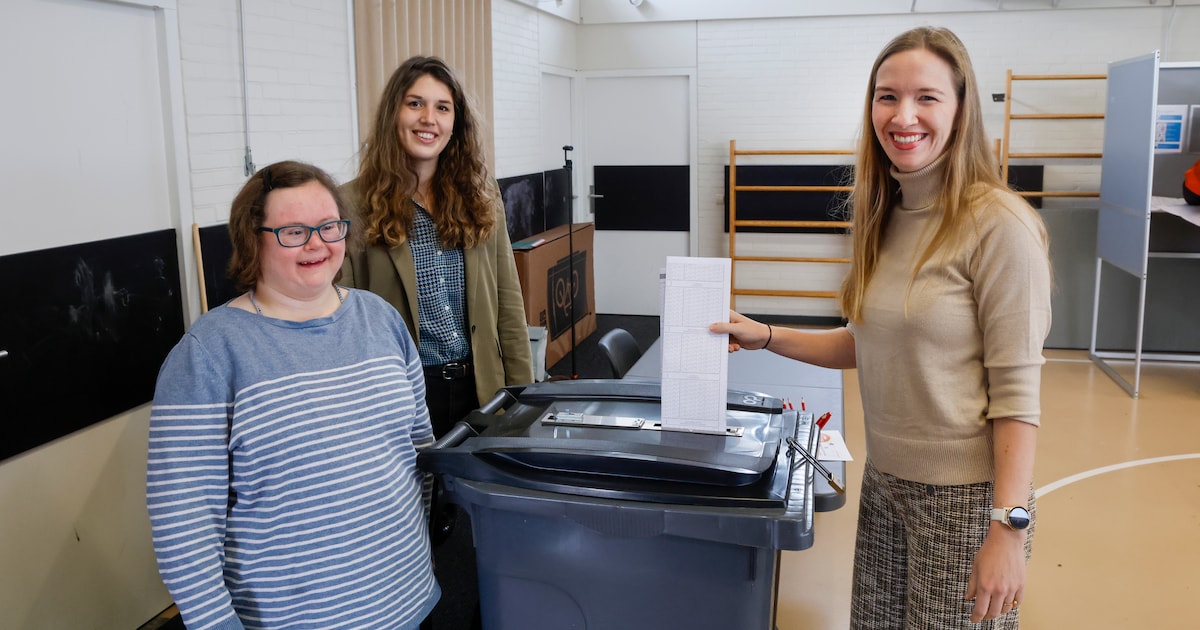 Staatssecretaris Nicki Pouw-Verweij stemt in Maarssen met ‘prokkelduo’ voor meer inclusie
