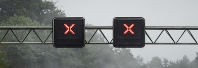 A12 bij Reeuwijk afgesloten door ongeluk met paardentrailer, verkeer omgeleid over N11 en A4