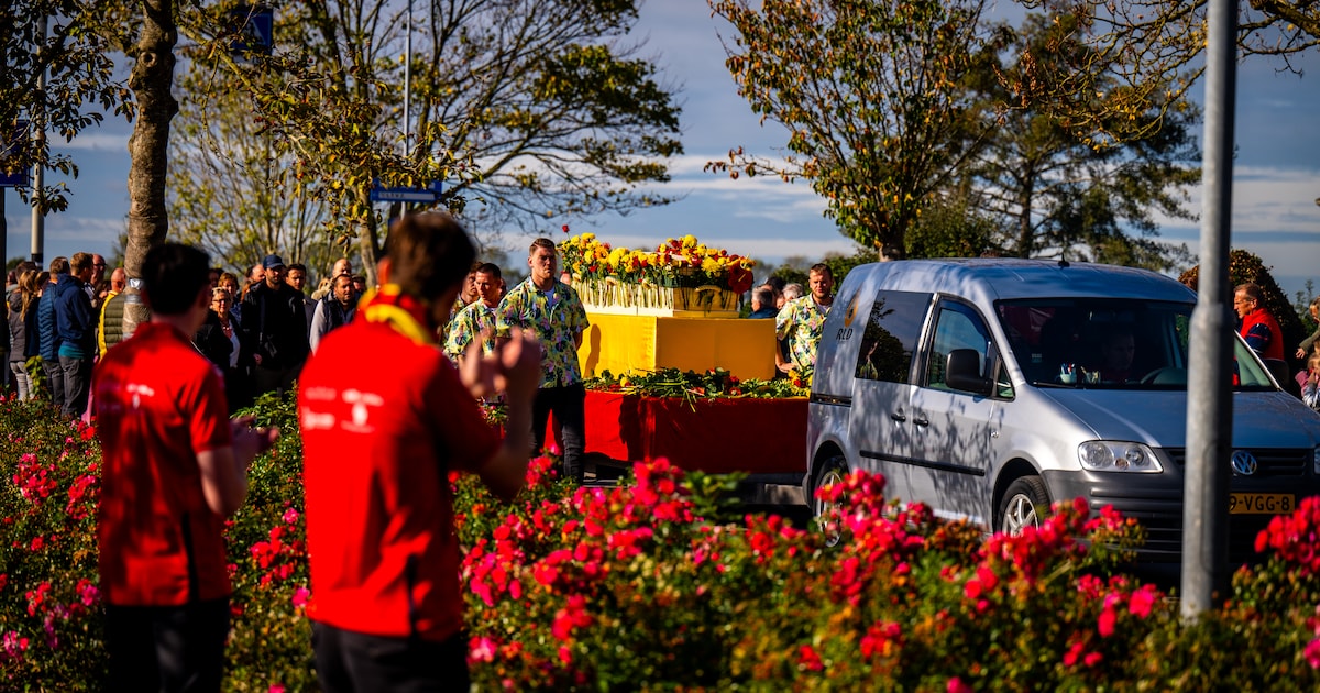 Voetbalteam speelt herdenkingswedstrijd voor overleden Jacco (28)