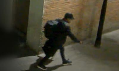 Man breekt in bij studentenhuis in Tilburg, vertrekt na half uur rustig met buit via voordeur