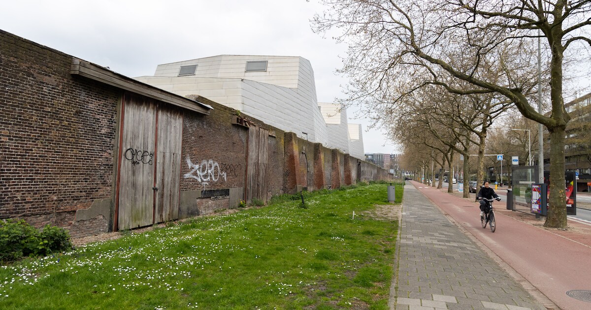 Muur langs marineterrein in Amsterdam-Centrum wordt gemeentelijk ...
