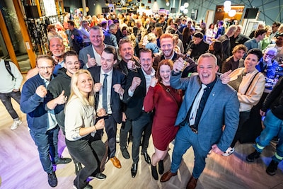 Eerste uitslagen Zoetermeer slaan in als een bom: PVV grootste, op voet gevolgd door VVD, D66 en GL-