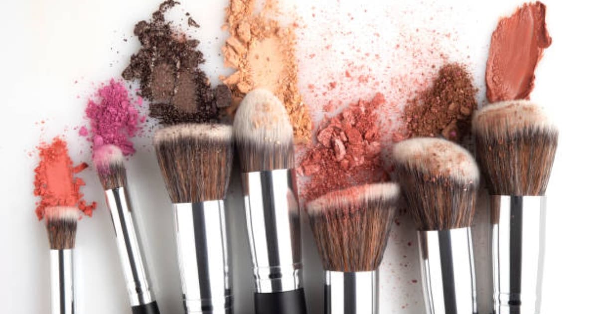 Workshop huidverzorging en make-up in Ommen voor vrouwen die geraakt zijn door kanker