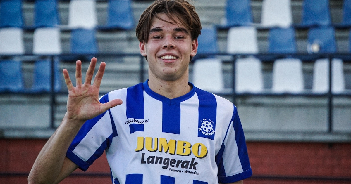 Bas Overbeek (16) schrijft historie met vijf goals in één duel: ‘Maakte ...