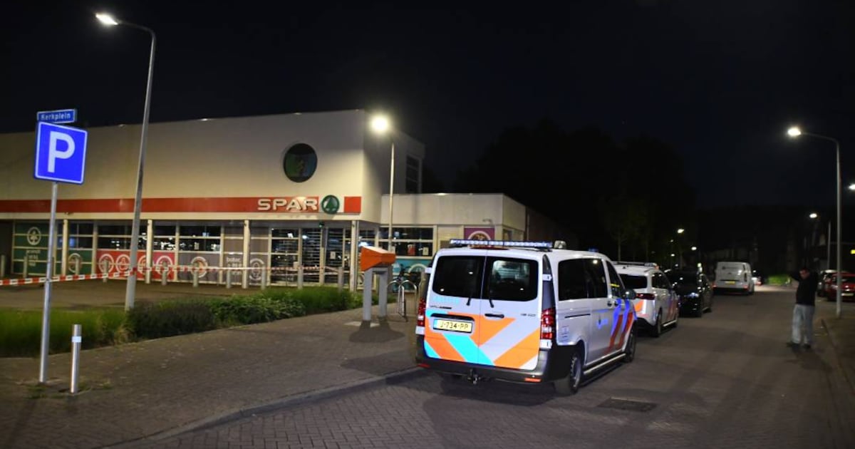 Mannen aangehouden na schietincident bij supermarkt in Sluiskil