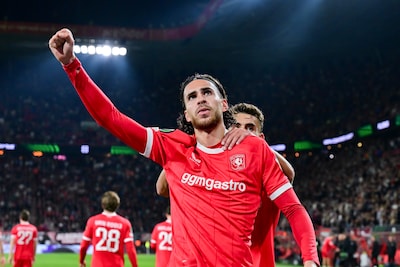 Uitgerekend Ramiz Zerrouki zet FC Twente op voorsprong tegen tiental van FC Thun