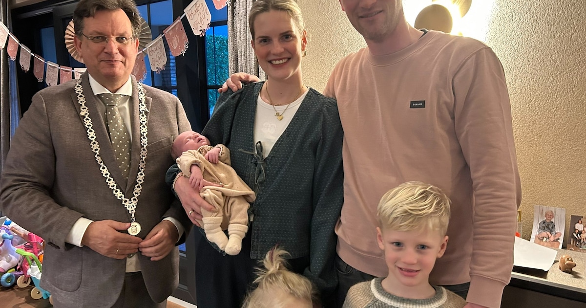Carlie de Graaf eerste baby van het nieuwe jaar in Bunschoten