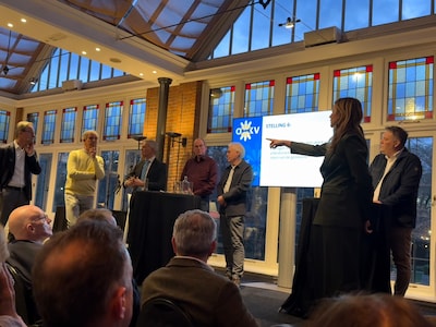 Hoe zes partijen botsen over de N65, windmolens, woningnood en een azc: ‘Vught staat niet boven de w