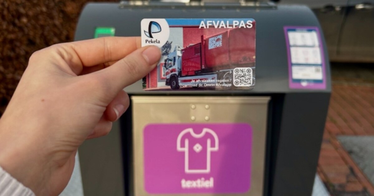 Nieuwe glas- en textielcontainers in Pekela in gebruik