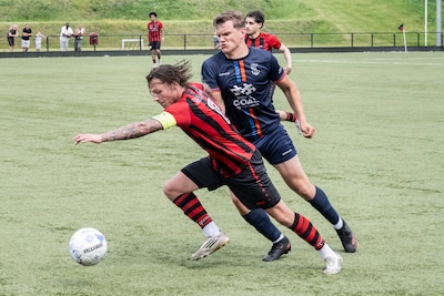 Leones degradeert in tijdelijk gestaakt duel met Krayenhoff • Alverna na penalty’s naar finale • Ger