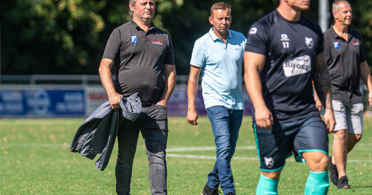 Derdeklasser Duindorp SV ontslaat hoofdtrainer Martin Abbenhuis: ‘Sommige jongens waren ontevreden’