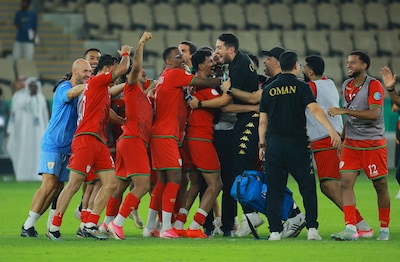 Knotsgekke situatie in Gulf Cup: Oman en Irak precies gelijk, loting bepaalt wie door gaat
